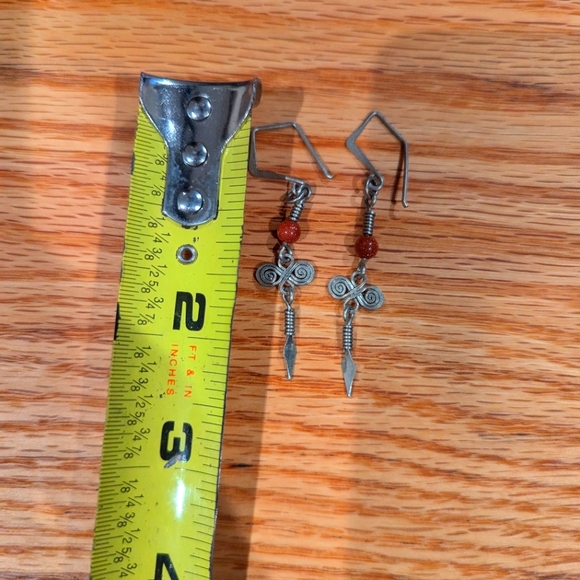 Metal and bead earrings - Picture 2 of 2